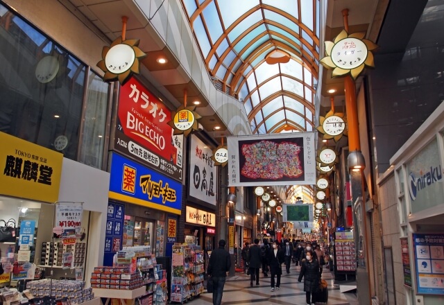 東京都中野区の中野サンモール商店街の画像